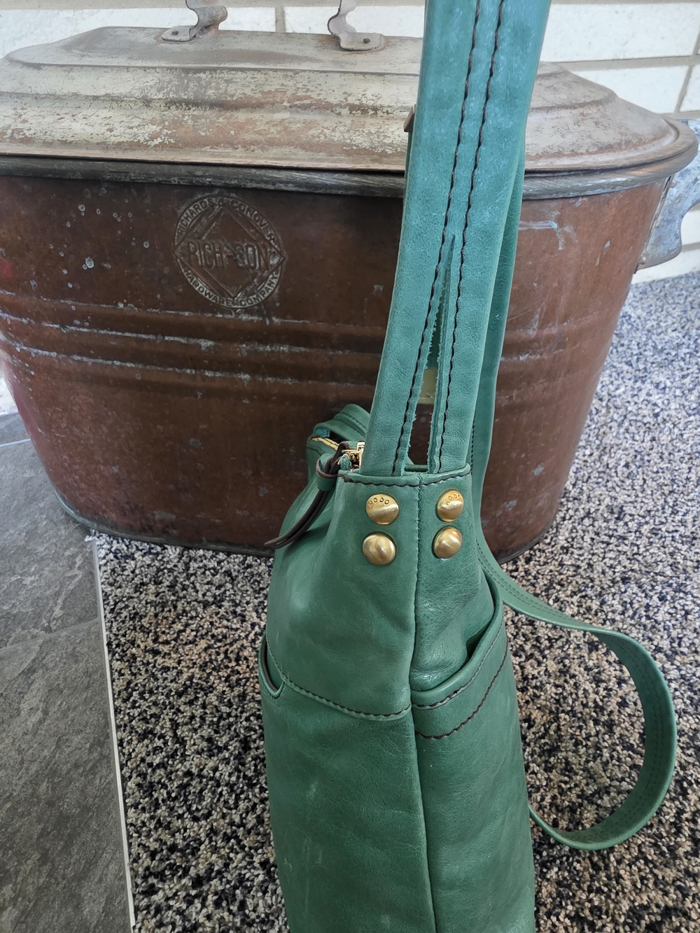 HOBO Green Leather Bucket Satchel Crossbody Bag Vintage Soft Leather Y2K - Picture 15 of 16